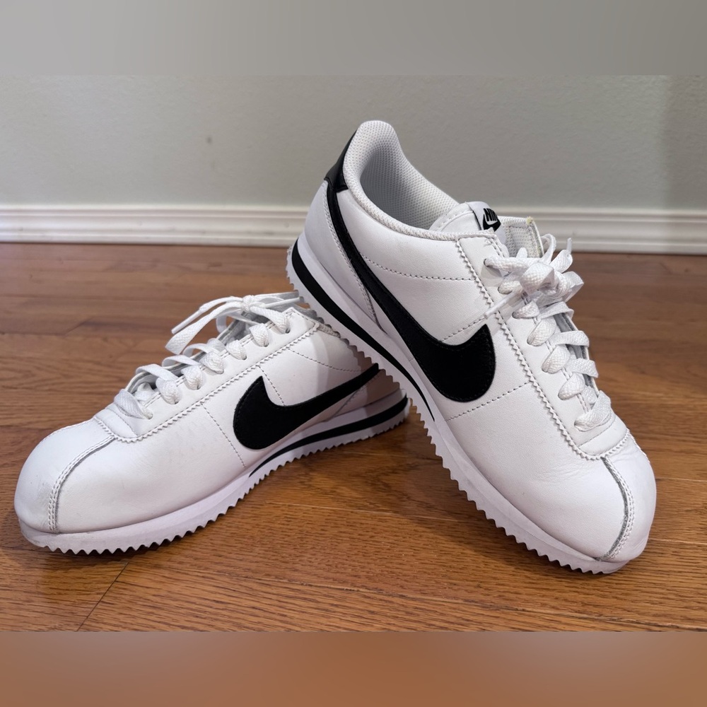 Nike Cortez Women's White and Black Sneakers
